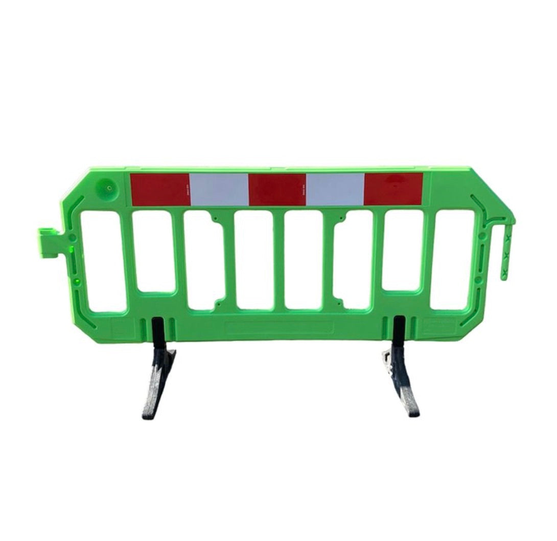 ROAD BARRIER - Green